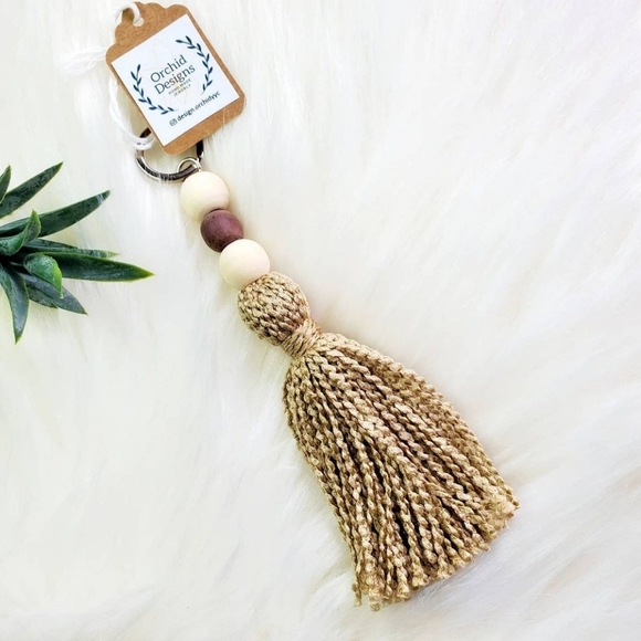 Keychain tassel - Picture 3 of 4